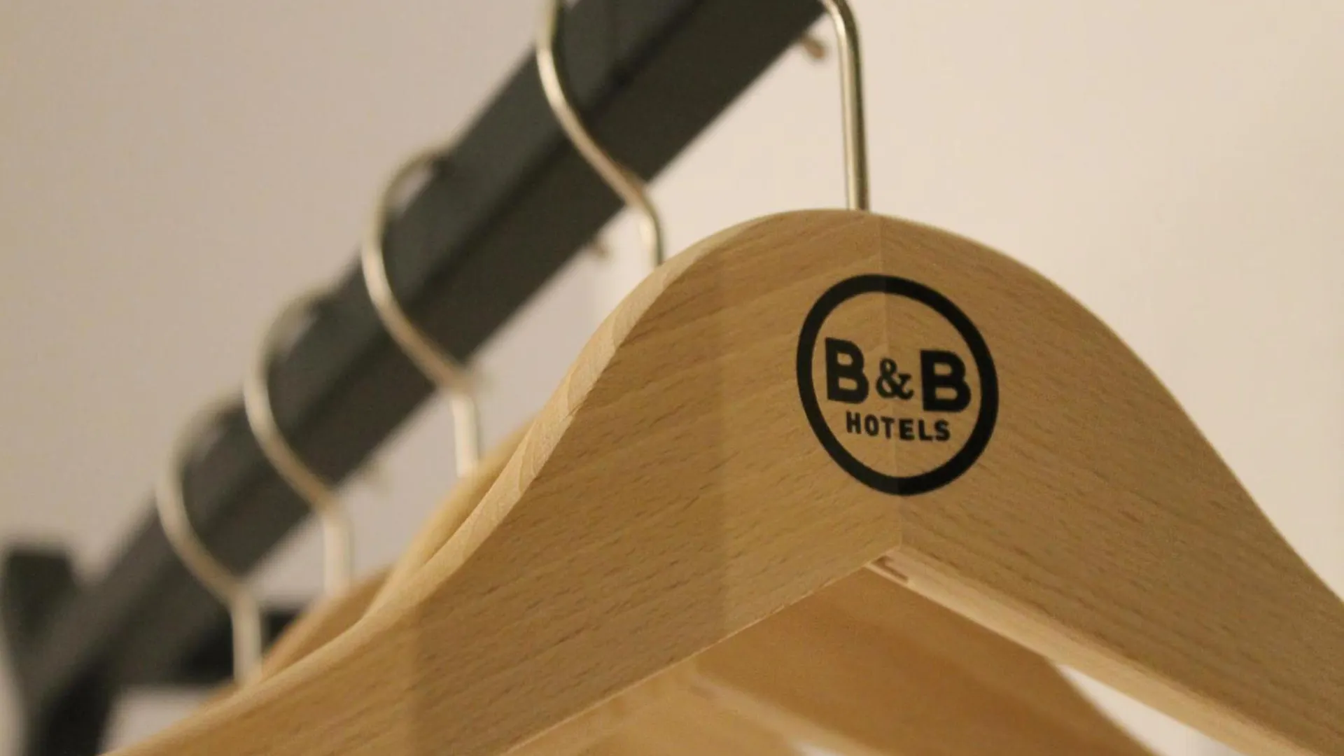 B&B Hotel Montlucon Centre Γαλλία